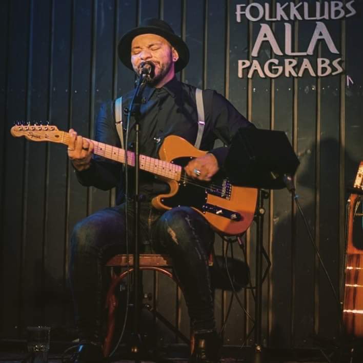 Maijs straujiem soļiem tuvojas beigām,arī mūsu dzīvās mūzikas vakari ienes dvesmu siltas vasaras.Gaidīsim tevi no 20:00 uz dejām ar grupu NALATA.Dienas laikā,droši ietur kārtīgu maltīti un nobaudi kausu laba alus LAIMĪGAJĀS STUNDĀS.