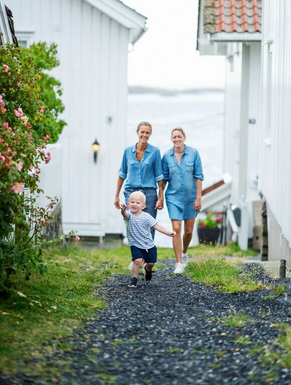 visitnorway's tweet photo. Destination: islands, beaches, happiness, ice cream, snorkling.... aka Southern Norway. 
📷 Jarle Kvam / Magnus Furset 
#norway #visitnorway https://t.co/ro0lOyYGNT