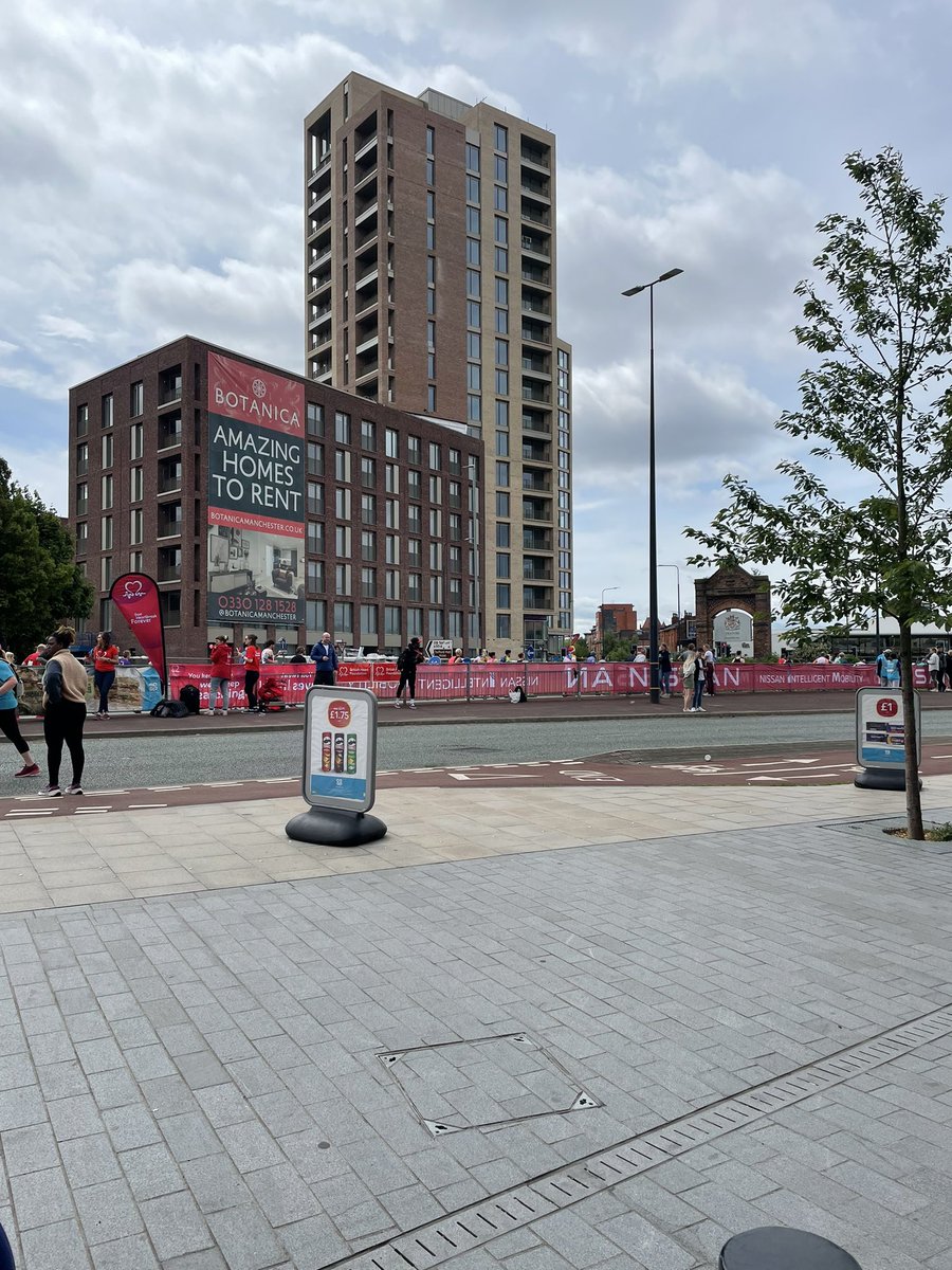 Really good to see all the support everyone is getting during the <a href="/Marathon_Mcr/">Manchester Marathon</a> today. Well done everyone!