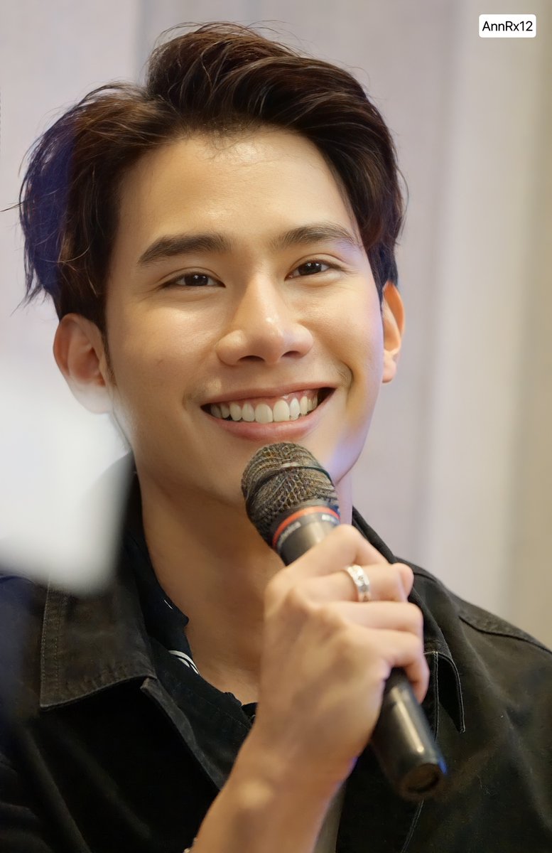 katerina_gur's tweet photo. your happiness and your smile - that's what's most important ❤️

#tul_pakorn
#tulsfarewellparty https://t.co/71tk0OfTKo