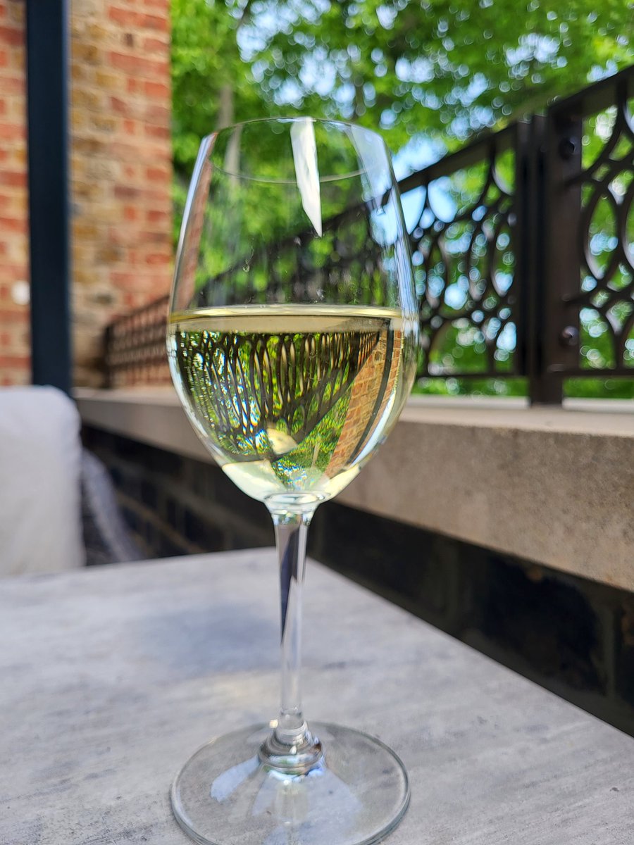 sharon_walia85's tweet image. Tour of @BAFTA195 HQ and a vino on the terrace #bafta #baftacrew #bafta195 #London