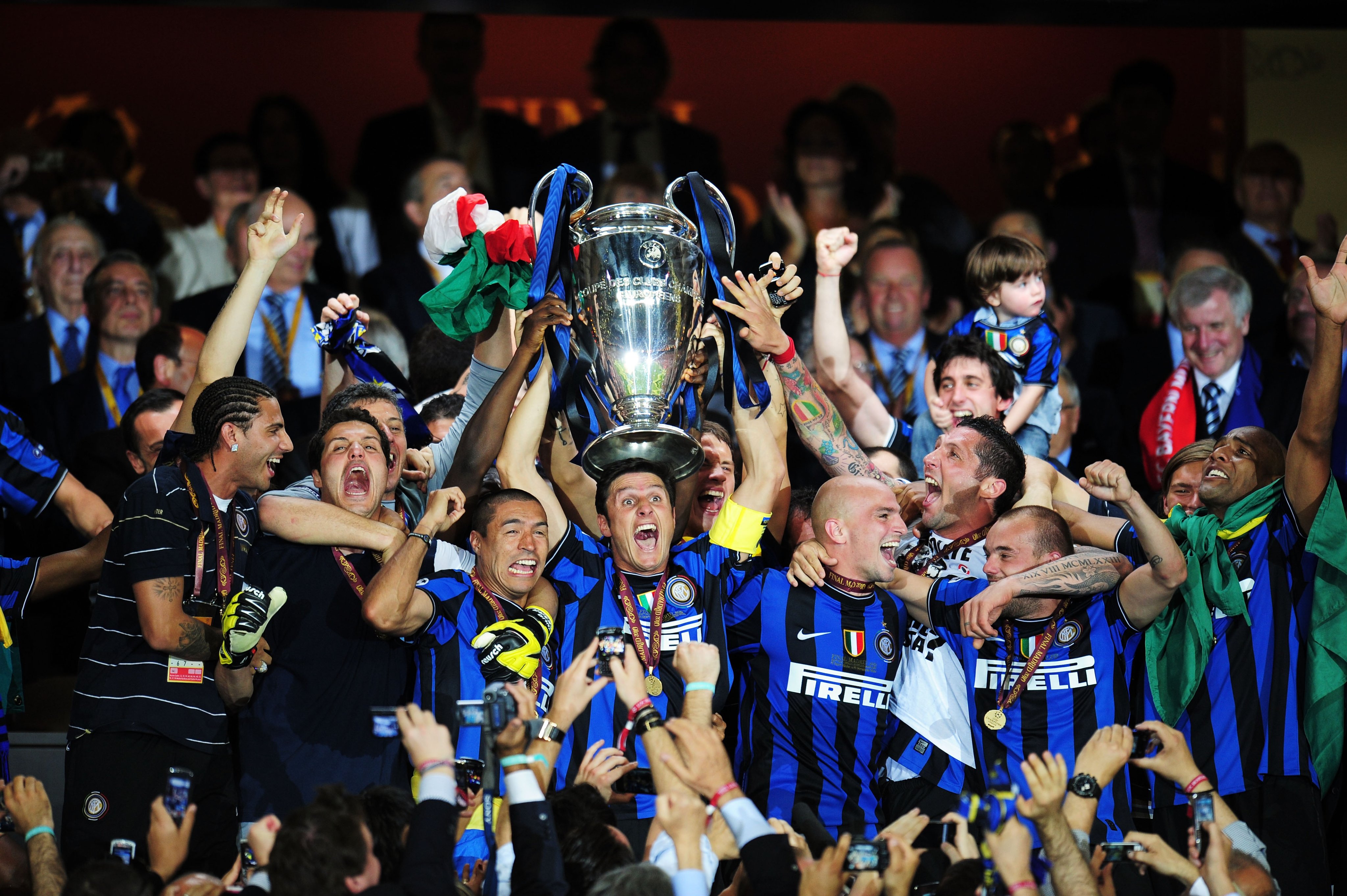 чемпионы лиги 2010 года. интер бавария финал 2010. барселона лига чемпионов 2011. фк интер 2010. Barcelona fc 2010/2011.