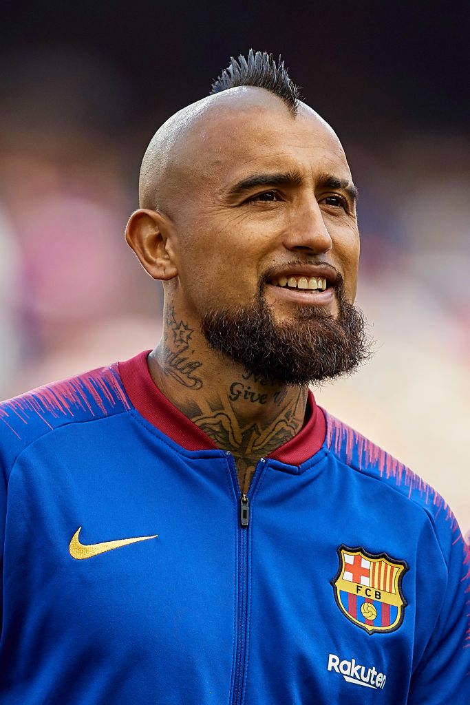 Happy Birthday to Arturo Vidal  