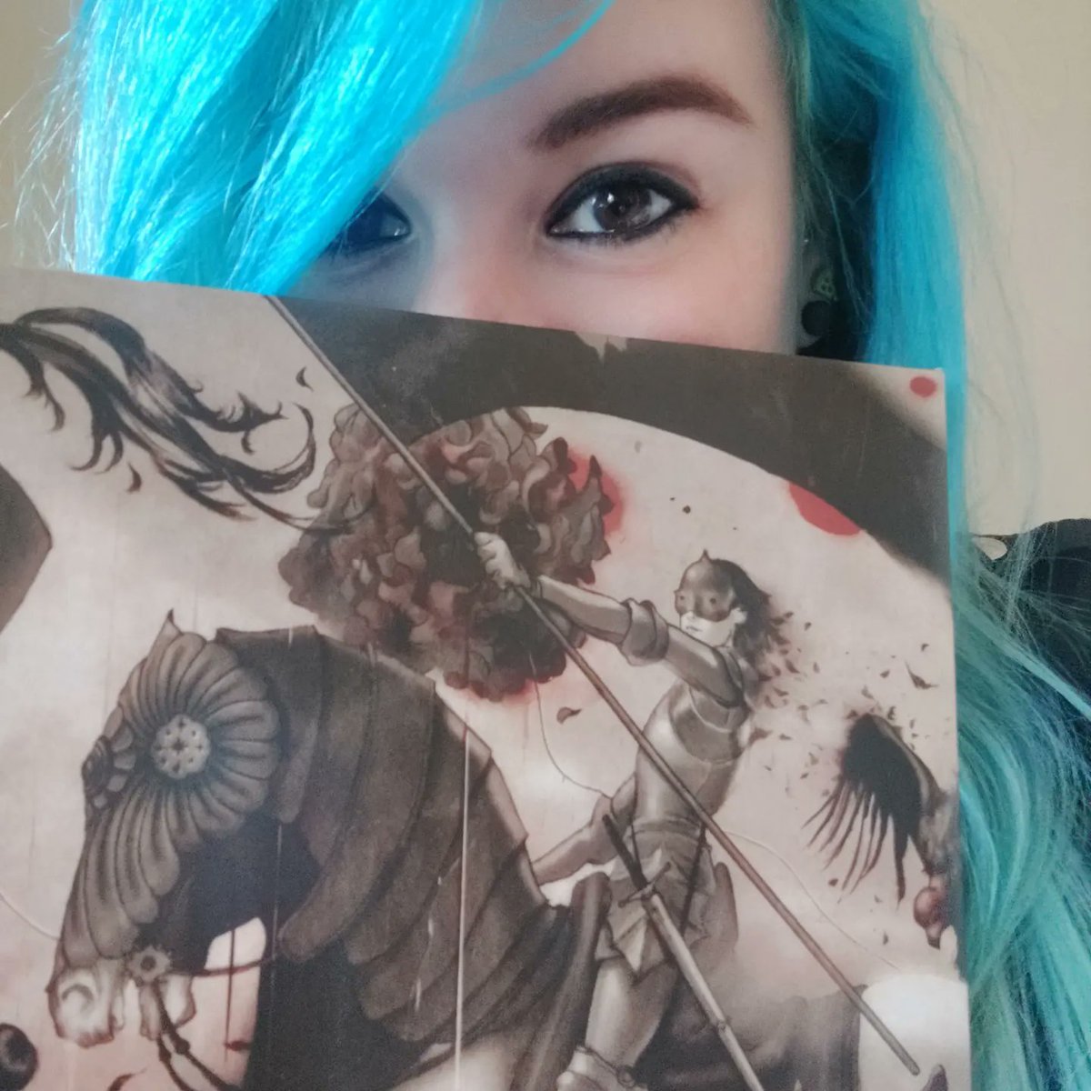 PocketNerd's tweet photo. Who else is off to see My Chemical Romance today 🖤🖤🖤 can't wait! Elder emos, unite!!

#elderemo #MCR #mychemicalromance #mychem #emo https://t.co/hPKXRBGltg