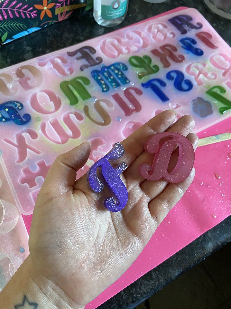 zwkaaccessories's tweet photo. #WIP Trying out some resin letters
#MHHSBD #sundaycraft https://t.co/nzDikDBici