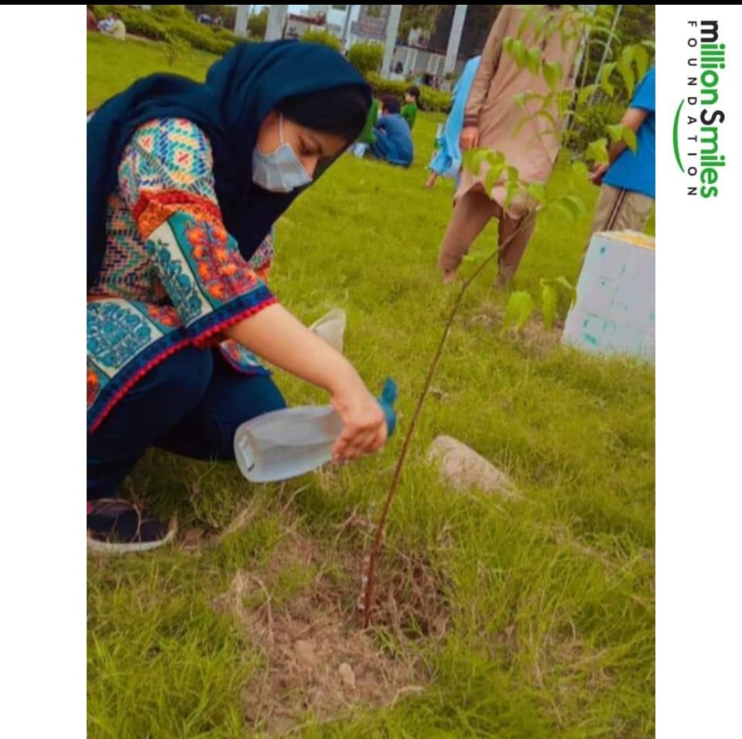 Patri0tic_'s tweet photo. #PlantTreesSavePakistan
As a result of ongoing climate change, the climate of Pakistan has become prone to change over the past several decades;
#Legacians
#waterscracity
#PollutionThreatsHumanity https://t.co/kA0fJJKtyM