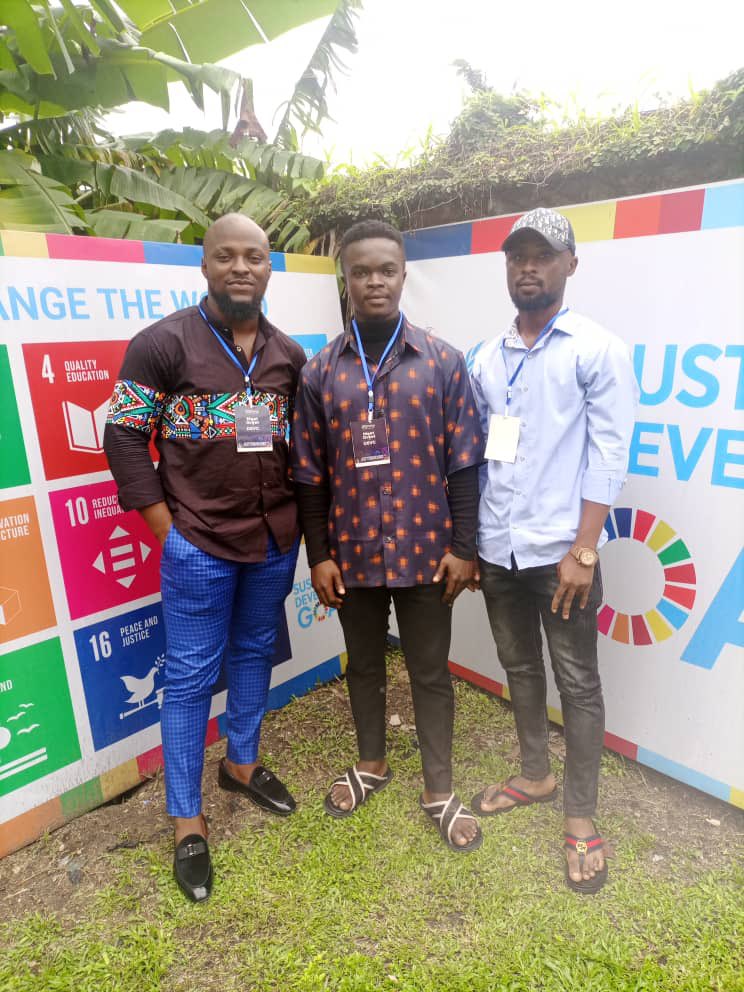 franklinisaac_'s tweet photo. Yesterday, 21/05/2022 was a day of exposition. The #meta meet and greet session by #devcaba was lit π₯.
@iamtjah spoke on the importance of developing products other than projects. Thanks again to @amarathelight, she spoke on the importance of community. https://t.co/FwlSUI91oq