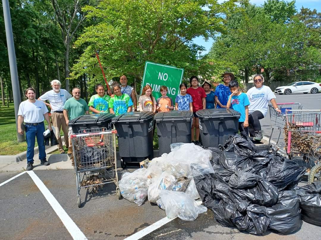 cablesandvolts's tweet photo. Creek Cleanup Reflection Homes and Lake Homes Association.
#CleanUp #localcontent https://t.co/XJGHjdchjJ