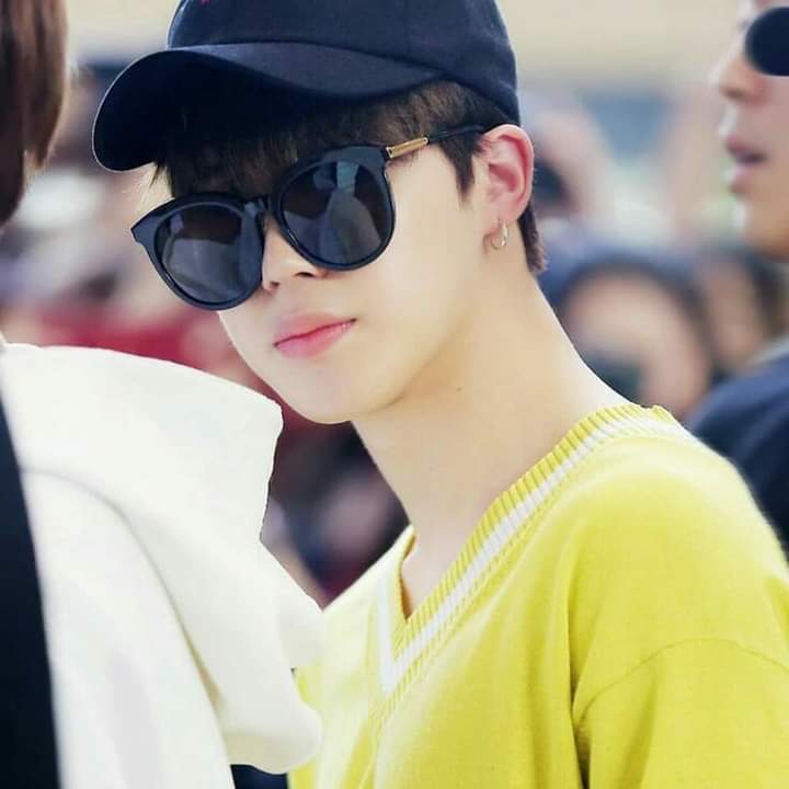 멋지고 잘생기면 오빠야 ~~~😍
#JIMIN #JIMIN <a href="/BTS_twt/">방탄소년단</a>