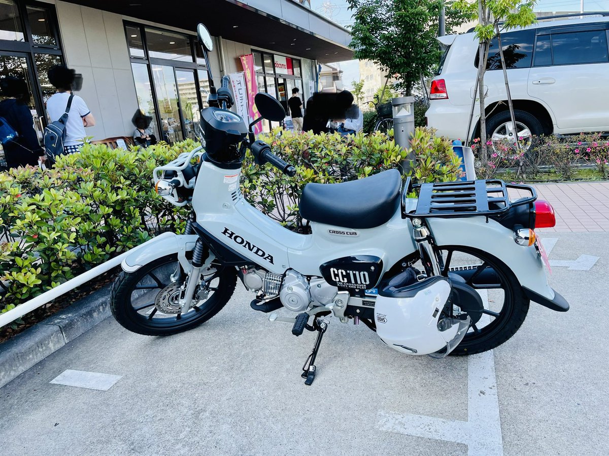 sekitomo_mo's tweet photo. 通勤経路を試走🛵
か…帰ってこられたー😭
バイ��の時速50キロがこんなに速いとは💦
#クロスカブ
#JA60
#プコブルー https://t.co/S63uoR6FyR