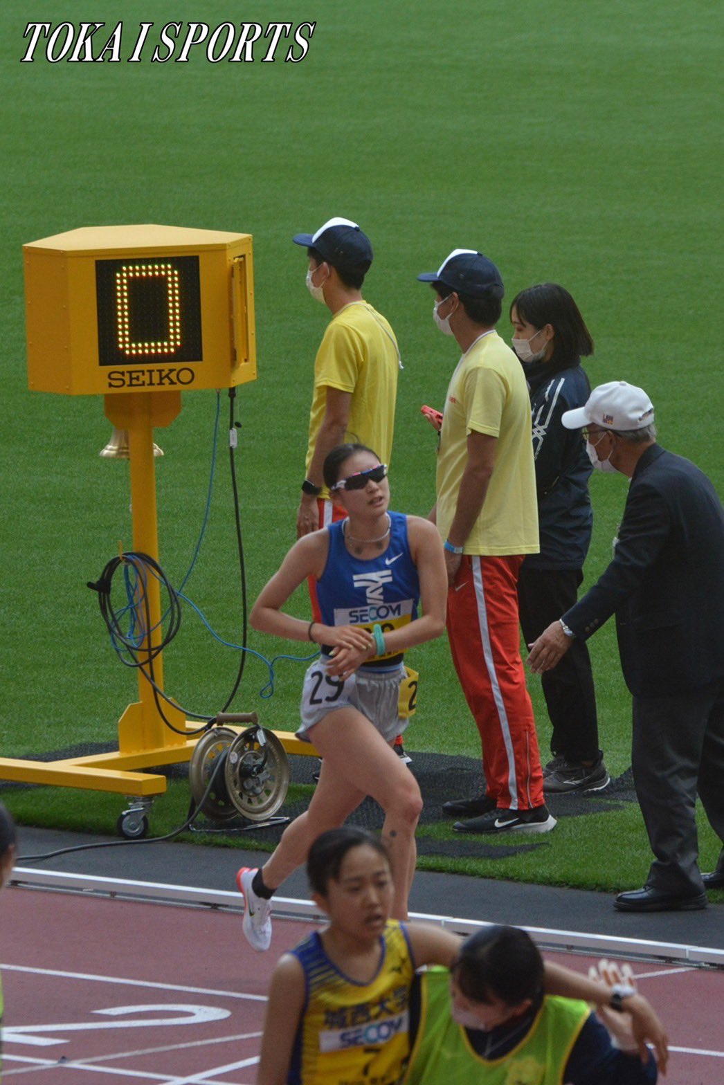 東海スポーツ編集部 試合速報 湘南校舎陸上競技部 男子１部 800m 決勝 ７着 安倍優紀 １ 51 17 Gotokai 関東インカレ 陸上競技 T Co Usqr686frd Twitter