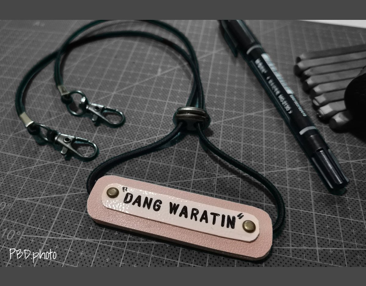 PuiBenJ's tweet photo. " DANG WARATIN"
ไม่ใช่ใครก็เป็นได้
💢อยากใช้ชื่อสกุลนี้ ไปสวบกาวให้เป็นก่อน 🤪
#อิงล็อต #englot #อิงล็อตenglot #อิงฟ้ามหาชน #ชาล็อตออสติน https://t.co/vo2tq5aNue