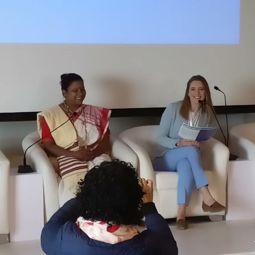 swadhinatwit's tweet photo. @SorengArchana speaks at Global Land Forum Youth organised by @landcoalition on #Youth #ClimateChange and #IndigenousPeople 
#LandForum2022 #GLFYambassadors https://t.co/XT8P9Ouphm