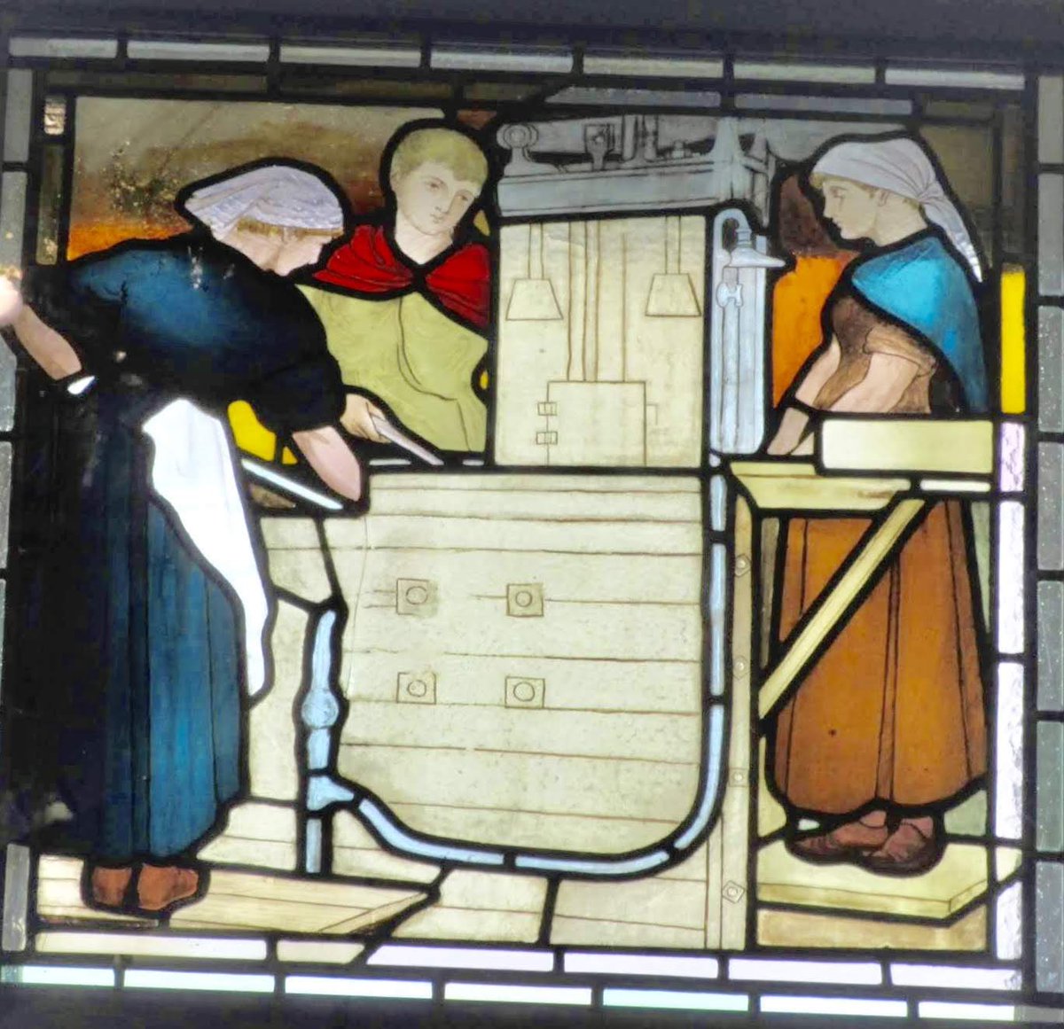 jeelyeater1's tweet photo. #StainedGlassSunday Tiny panels by #StephenAdam on display in @maryhill_halls, Glasgow. #stainedglass https://t.co/X9bj9MHI9r