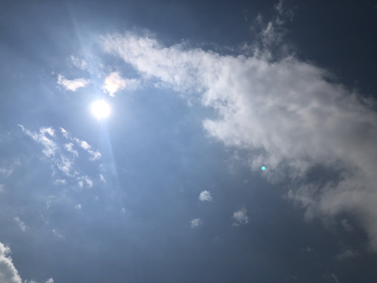 yss132tnk's tweet image. お取り寄せお取り寄せ♪
タチカワのペン軸でクリアカラーがあったのだ
樹脂だからやっぱり重いけど
色モノはいつかカッコつける事があると信じて

#タチカワ #ペン軸 #nibholder  #inking