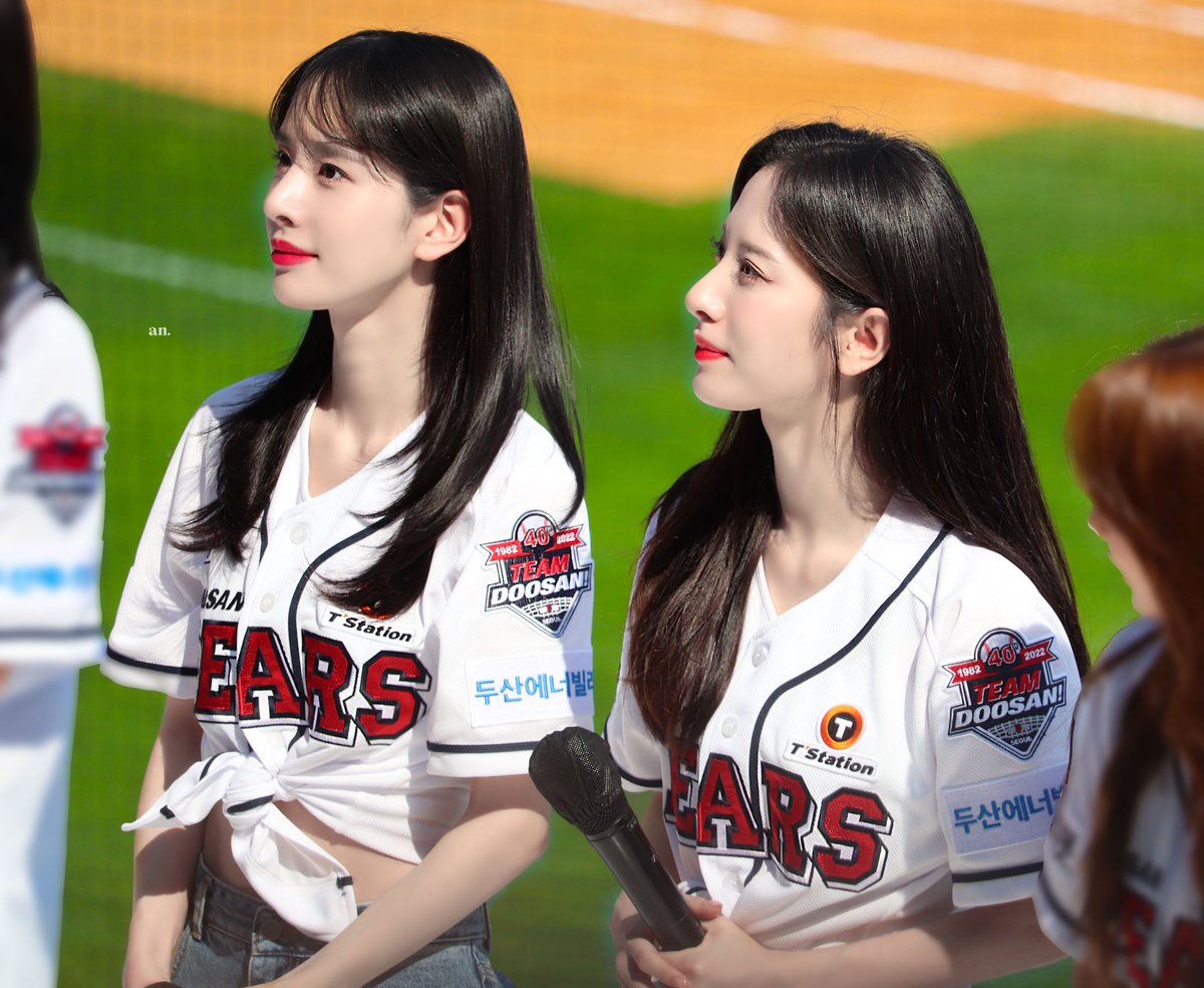 aaannn0_'s tweet photo. 220521 잠실 야구장 HQ

#우주소녀 #WJSN #설아 #SEOLA
#보나 #BONA https://t.co/jb0wORURoD