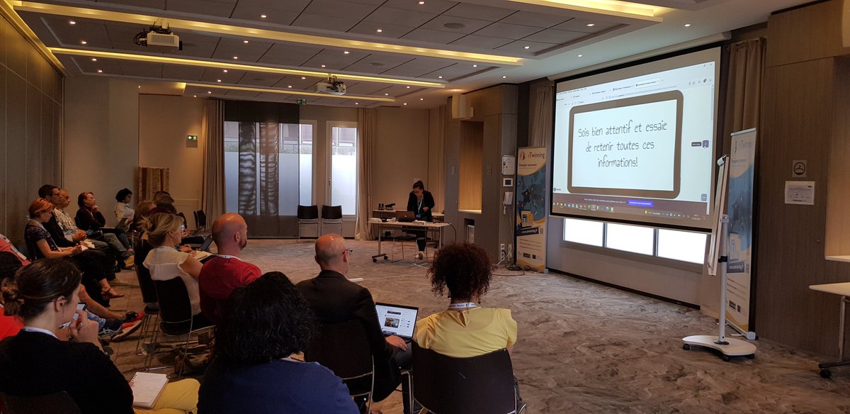 eTwinningFrance's tweet photo. #eTwinFR ➡️ La dernière journée de la Conférence Nationale #eTwinning 🇫🇷 commence par des présentations de projets de différents niveaux scolaires, interdisciplinaires et récompensés pour leur originalité.
 
👉 Découvrez des exemples de projets réussis⤵️
🔗https://t.co/jh9S7RACYR https://t.co/SYYbGJ7olJ