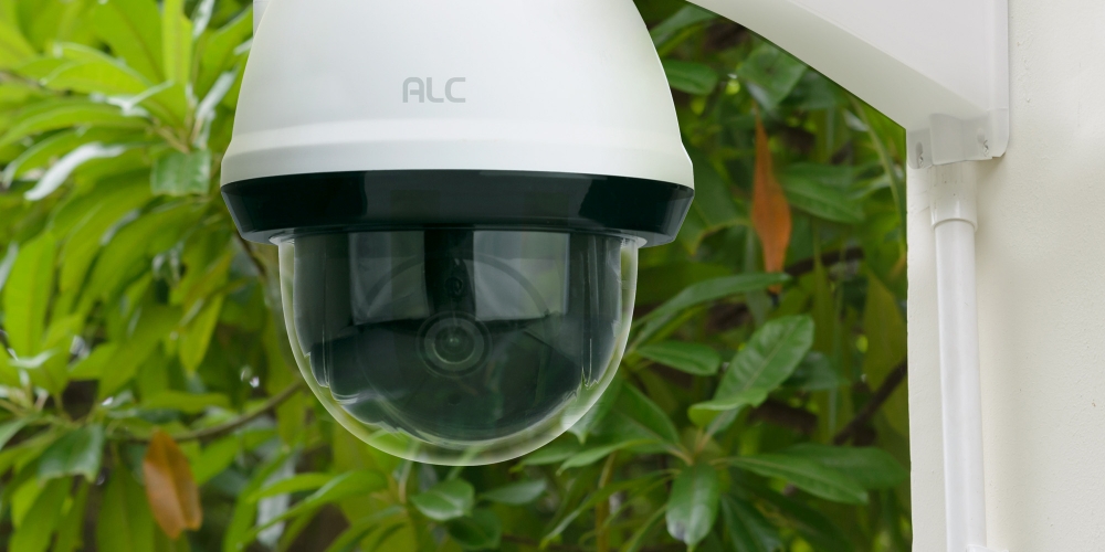 ALCWireless's tweet photo. #mobileviewing ALC WIRELESS AWF54 Outdoor Pan-Tilt Camera https://t.co/3zEAjC3cuE https://t.co/uL3BLtVyDq