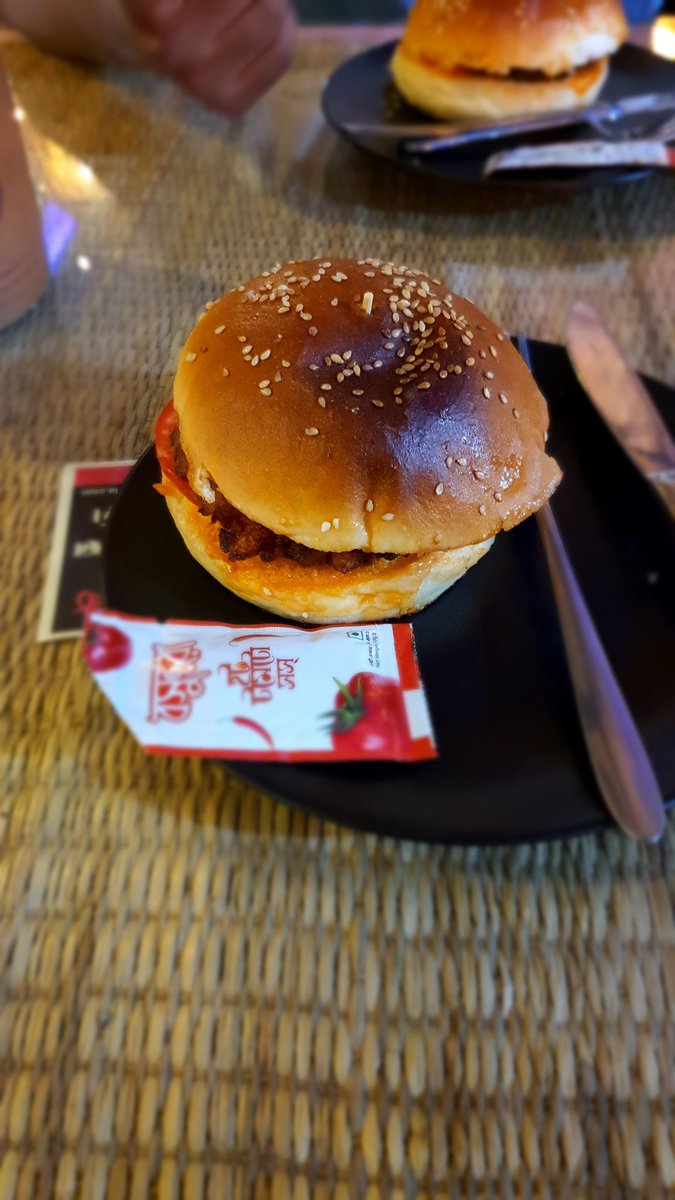 MahidRemon's tweet photo. Akboria snacks
@MahidRemon #zegbi #mahidhasan https://t.co/37xBmGk9k0