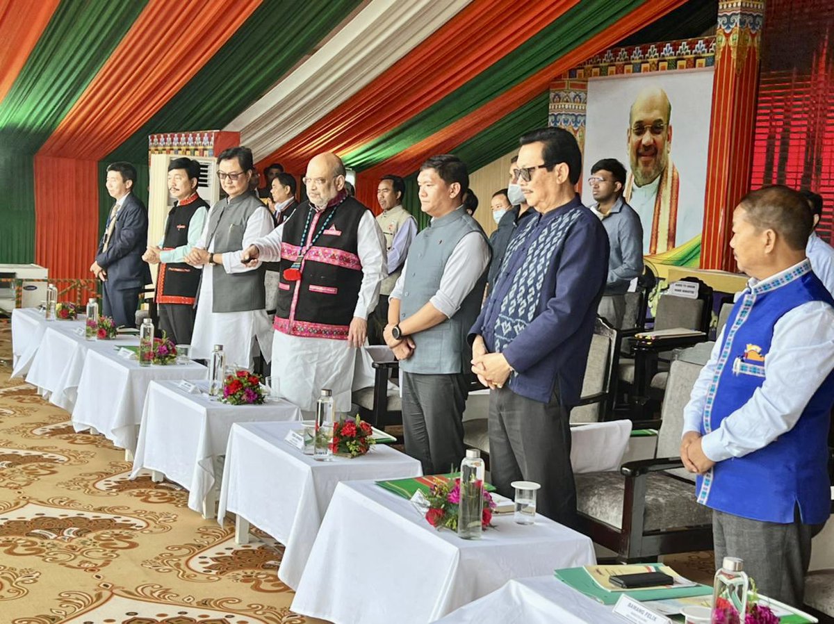 ChownaMeinBJP's tweet photo. Hon’ble Union Home Minister, Sri @AmitShah ji virtually inaugurated 22 projects worth Rs 436 Cr and laid Foundation Stone of 25 projects worth Rs 350 crores with a total of Rs 786 Cr in Arunachal Pradesh at Namsai today. https://t.co/vAoErxlu9O