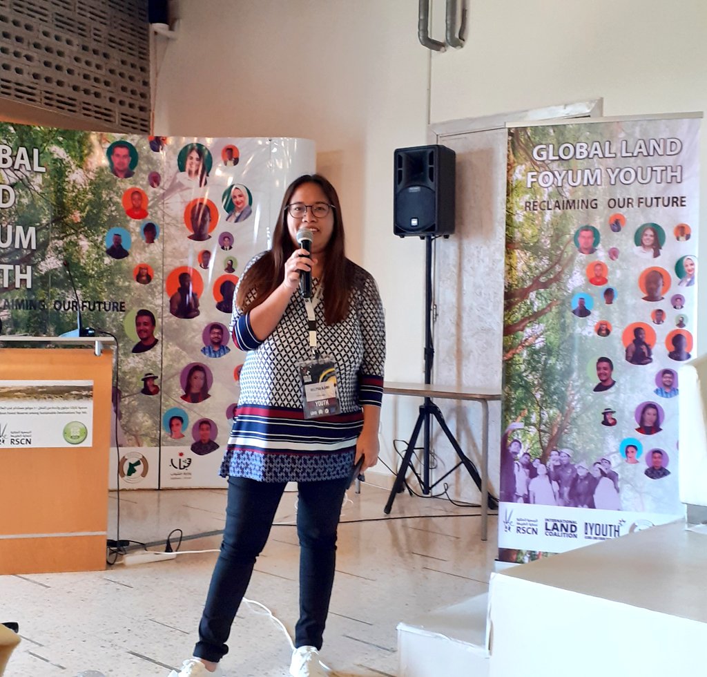 LandRightsNow's tweet photo. Melissa Alamo, policy lead from @PAKISAMA working on land rights and food security for young farmers in the Philipines.  "My fellow youth, know your direction. Stand your ground and continue fighting for what your believe in."
#LandForum2022 https://t.co/JhKtglL3w6