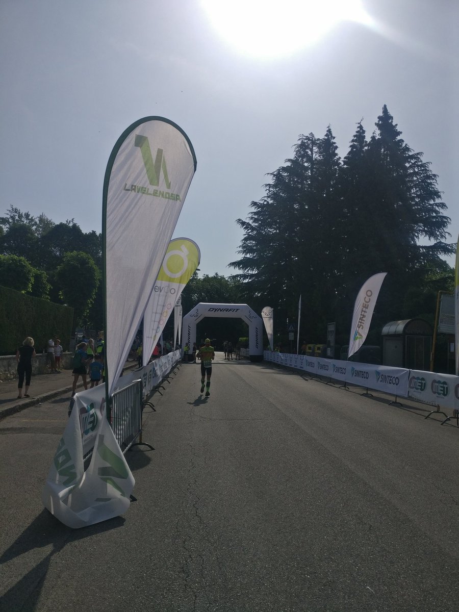 galloforcello2's tweet photo. E andiamo a farci consapevolmente del male! #lavelenosa #run #corsainmontagna #dislivello #belluno #veneto https://t.co/GIRxg0ZmAp