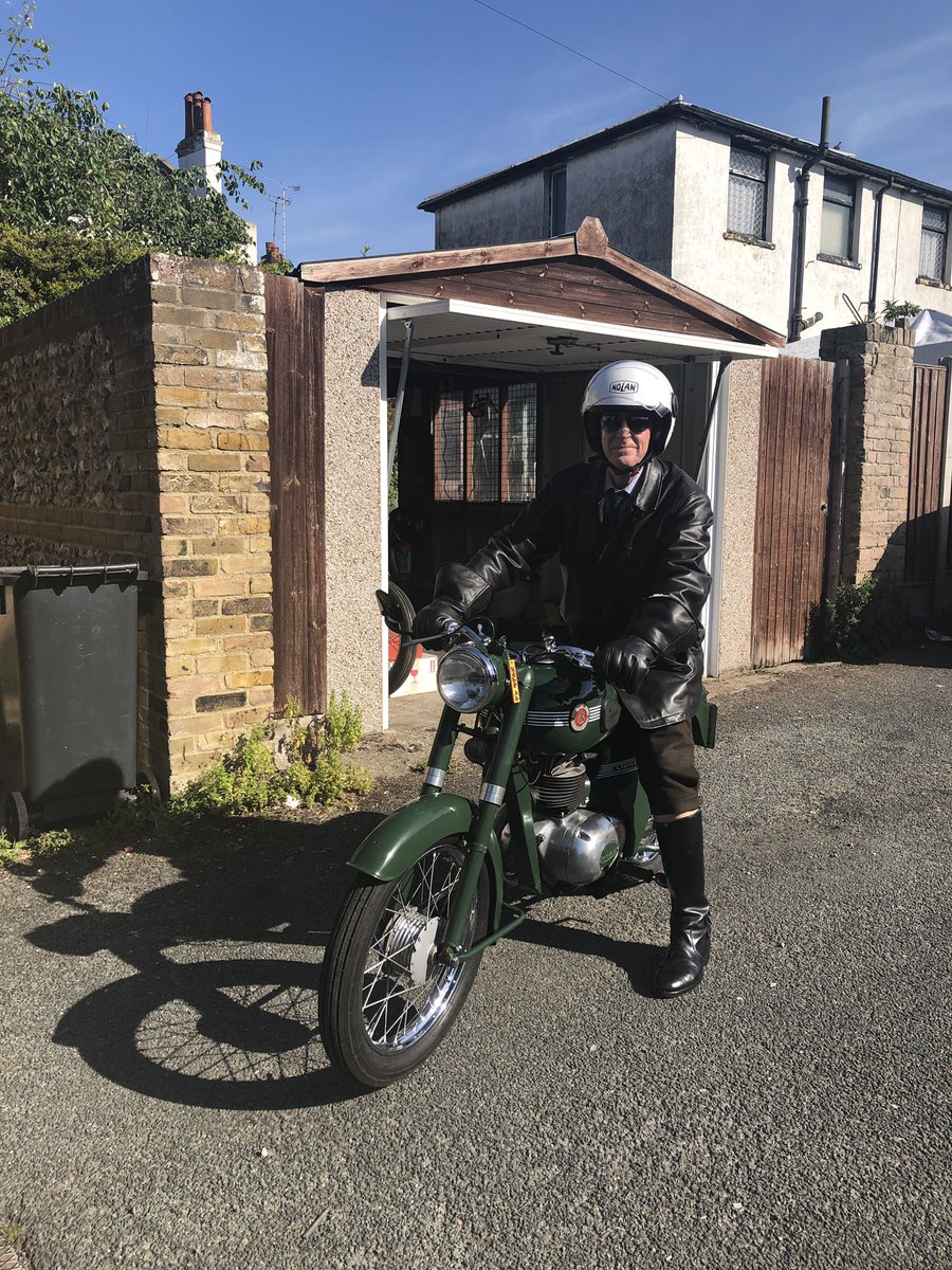 KnealeK's tweet photo. The Distinguished Gentleman has left - wishing all participants a safe and fun day. #distinguishedgentlemen #MensHealth #mentalhealth https://t.co/HMfMbAkb7k