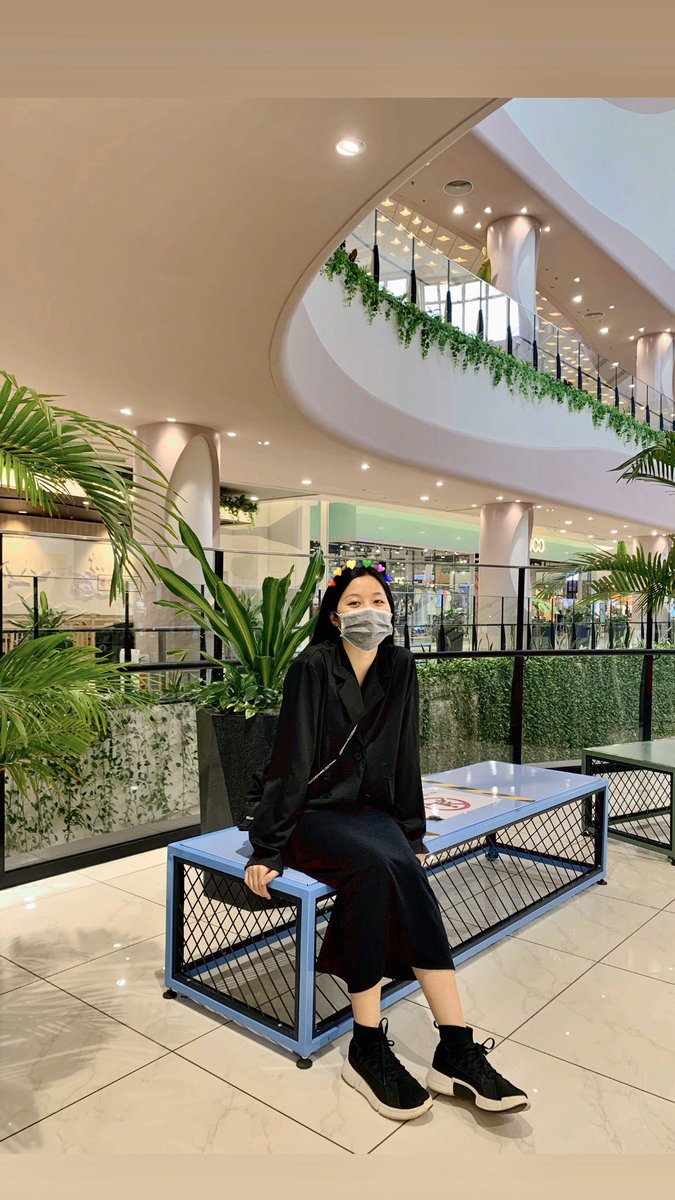 CuteVitamin's tweet photo. Thành viên mới của gờ rúp 6 chào mọi người ạaaaaaaa
SKY CONNECTION < 6 >

The song #TheresNoOneAtAll was composed and produced by #SonTungMTP himself.
keep on streaming it on all platforms to support @sontungmtp777 https://t.co/TTVLTJarmD