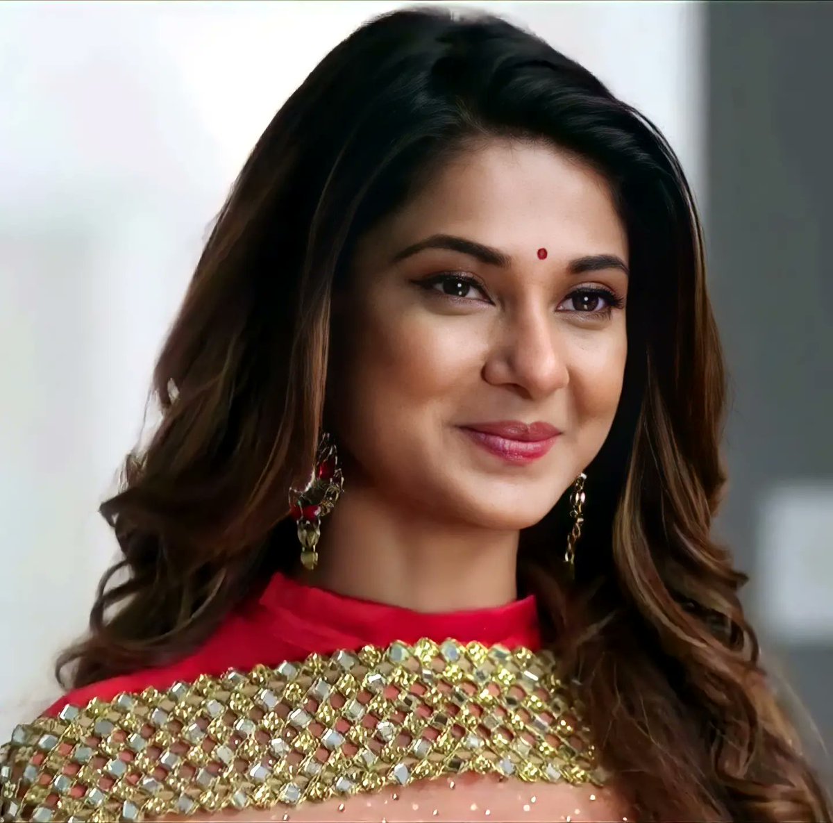 UnofficialJenn1's tweet photo. She is a ray of sunshine . a rain of warm summer . a bright fire of a cold winterโs day .. ..
#JenniferWinget #wingitwithwinget #jenniferwinget1 #jenniferwingetfans #maya #beyhadh #bepannaah #zoya #MayaAgain #MayaJaiSingh https://t.co/7BYILQaxVp