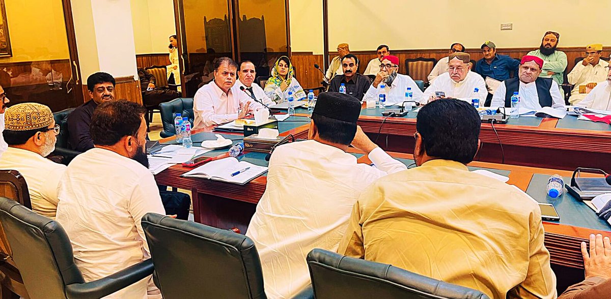 SELD_Sindh's tweet photo. Secretary SE&amp;LD has briefed the forum regarding new amended recruitment policy and ambiguities  of the forum. He also discussed  updated progress of recruitment sofar along with current vacancy position, induction training , special training for the deprived Talukas and issues https://t.co/D3lECFzWOp