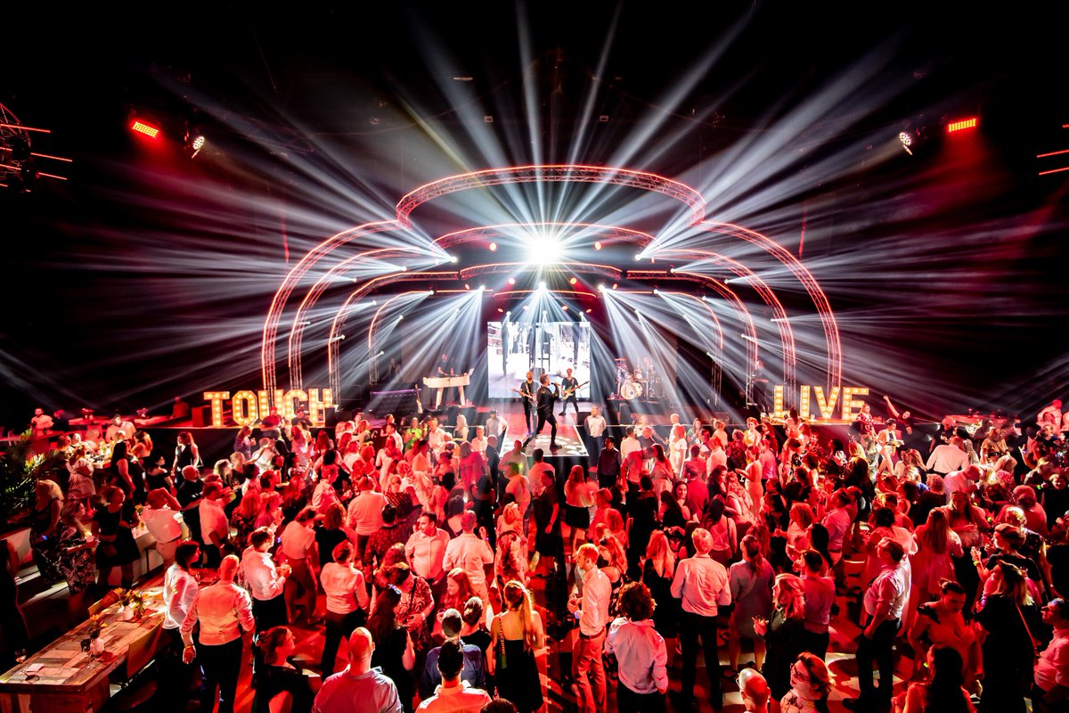PPeople_Hedel's tweet photo. about last Wednesday #event #presentation #network #fun #party #content @Mainstage_NL @CSUcleaning @Tzorgthuiszorg en ZiZo https://t.co/bXtqxHyEEc