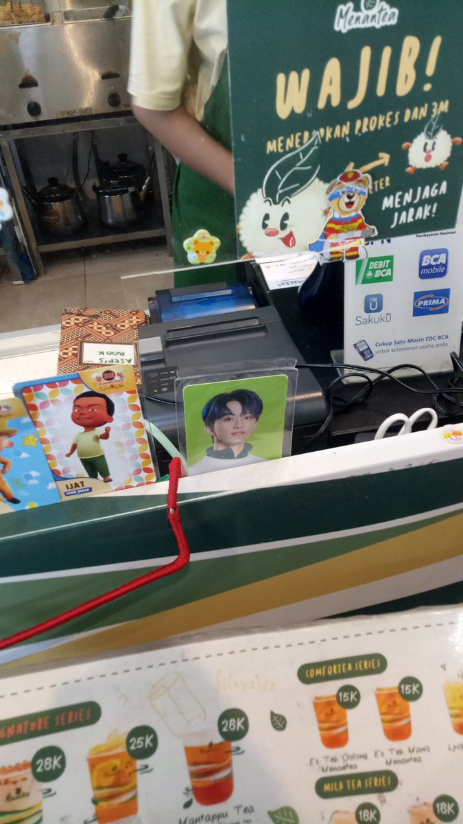 mark sm ijat lagi jaga kasir di menantea