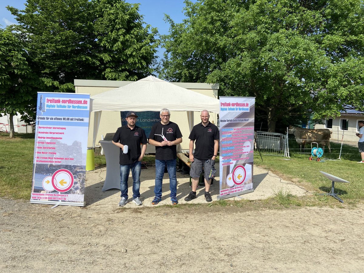 ffnordhessen's tweet photo. So, der Stand auf https://t.co/RYJBAzE40f ist aufgebaut und ihr könnt euch ⁦@ffnordhessen⁩ informieren… https://t.co/UQZpiXHtZh