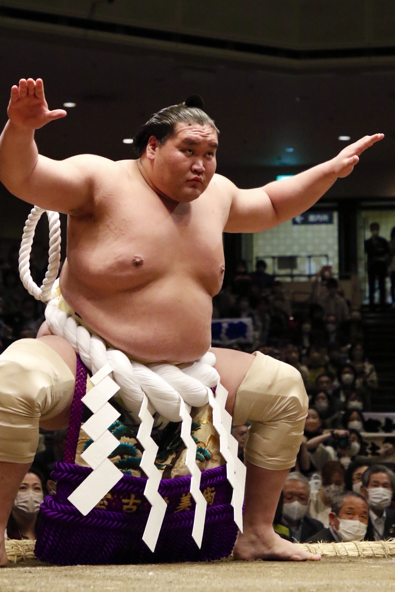 日本相撲協会公式 九州場所まで あと4日 大相撲五月場所 千秋楽 照ノ富士 三場所ぶり7回目の優勝 今場所の優勝は 照ノ富士 横綱 伊勢ヶ濱部屋 初日黒星スタートから見事な逆転優勝を果たしました Sumo 相撲 夏場所 五月場所 T Co 日本相撲協会公式 九州場所まで あと4日 大相撲五月場所 千秋楽 照ノ富士 三場所ぶり7回目の優勝 今場所の優勝は 照ノ富士 横綱 伊勢ヶ濱部屋 初日黒星スタートから見事な逆転優勝を果たしました Sumo 相撲 夏場所 五月場所 T Co