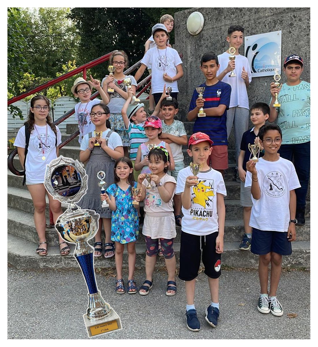 CabeEchecs's tweet image. De retour du #cjs d&apos;Annecy avec la coupe du 1er Club !
Bravo à nos jeunes !