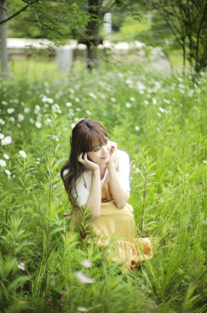 ohisaboh's tweet photo. 2022.5.21
鴨川地区
Model:御木ももあさん (@emumu_mu)
小学校跡 衣装②
PUP撮影企画(@WS_Photo)
春の光・春の風を取り込もう!
Leica M10-R
MS-OPTICS SONNETAR 50mm F1.1
#河野英喜
#PUP
#御木ももあ
#ポートレート
#写真好きな人と繋がりたい
#ファインダー越しの私の世界
#撮って出し
#TORUNO https://t.co/KNXV5aVj6B