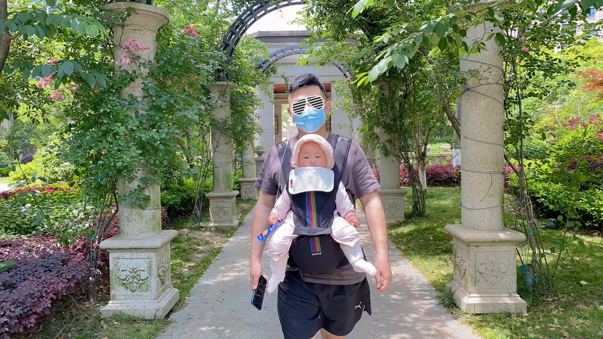AnnaLibera9's tweet photo. Super Daddy ～ https://t.co/kUvCwHMeFj
