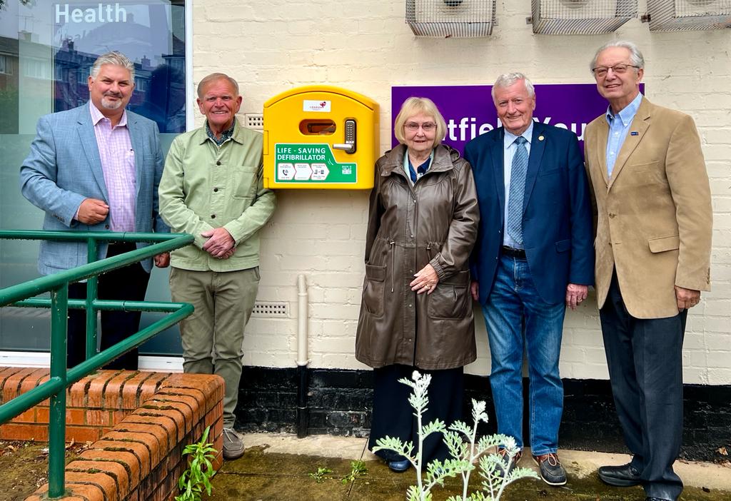 hatfieldrotary's tweet photo. A new defibrillator has been purchased by Breaks Manor Youth and Community Center.  Thanks to funding from the County Council. 

Hatfield Rotary Club has supported Breaks Manor for many years. https://t.co/8wQAQRMAVg