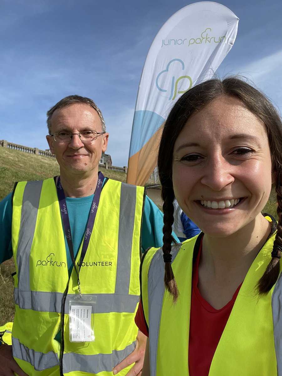 A weekend of parkrunning and junior parkrunning with my dad 🥰🥳

It runs (and walks and jogs and volunteers) in the family 🧡