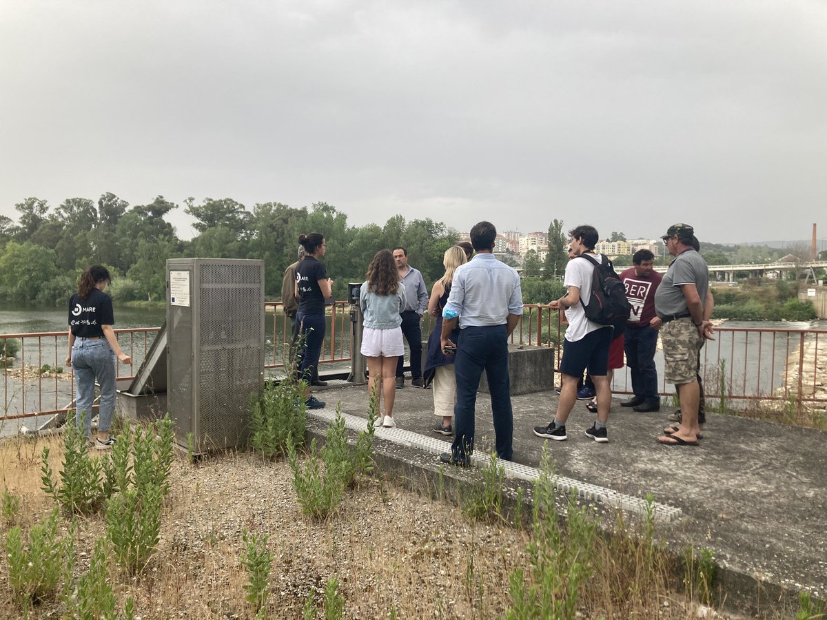 ANDROMOSPT1's tweet photo. Celebrating #WorldFishMigrationDay with Mondego fisherman’s visit to the #fishpassage of Açude Ponte Coimbra   @MARE_centre @univdeevora @apambiente #DiadESproject #AtlanticArea @fishmigration #freeflowingrivers @LifeAgueda @ANDROMOSPT1 https://t.co/VHkGSRGZuq