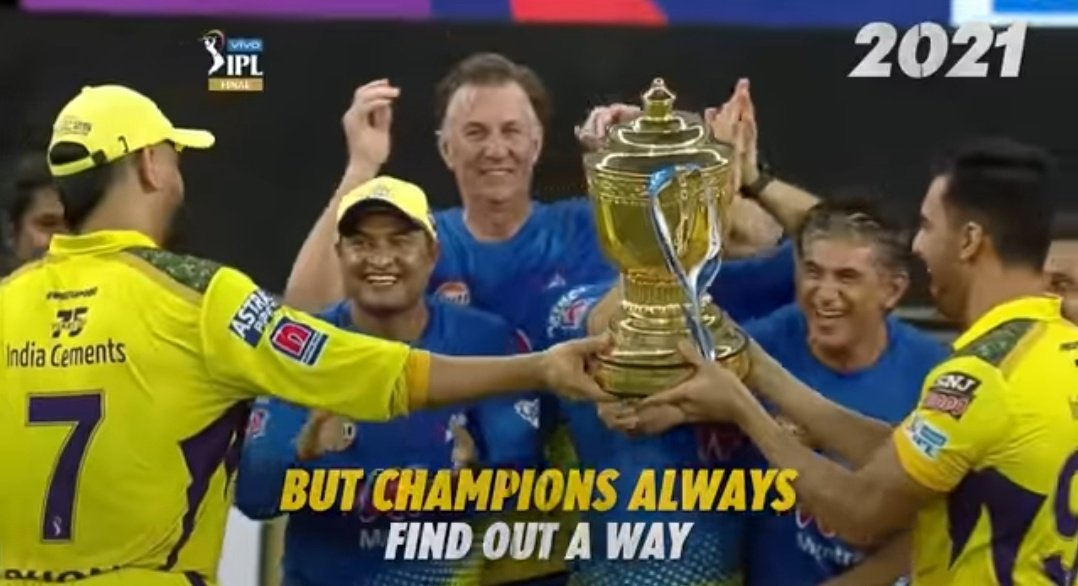 innocent2904's tweet photo. Nothing ,just @msdhoni way of celebrating achievements https://t.co/0zFr9kY0w6