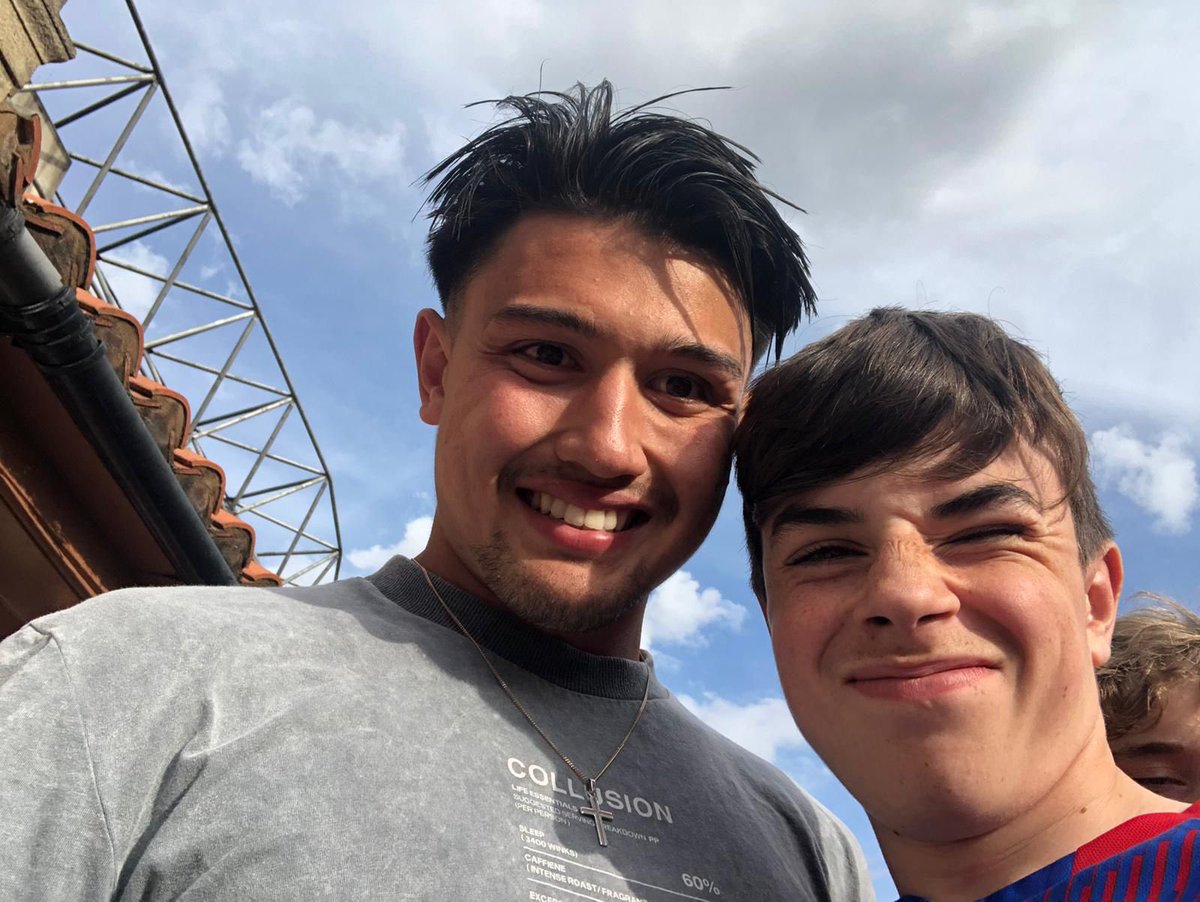 rbenson73's tweet photo. @MarcuSmith10 thank you for making my son Harry’s day after the game yesterday. See you Finals Day!!! https://t.co/aozamu81EZ