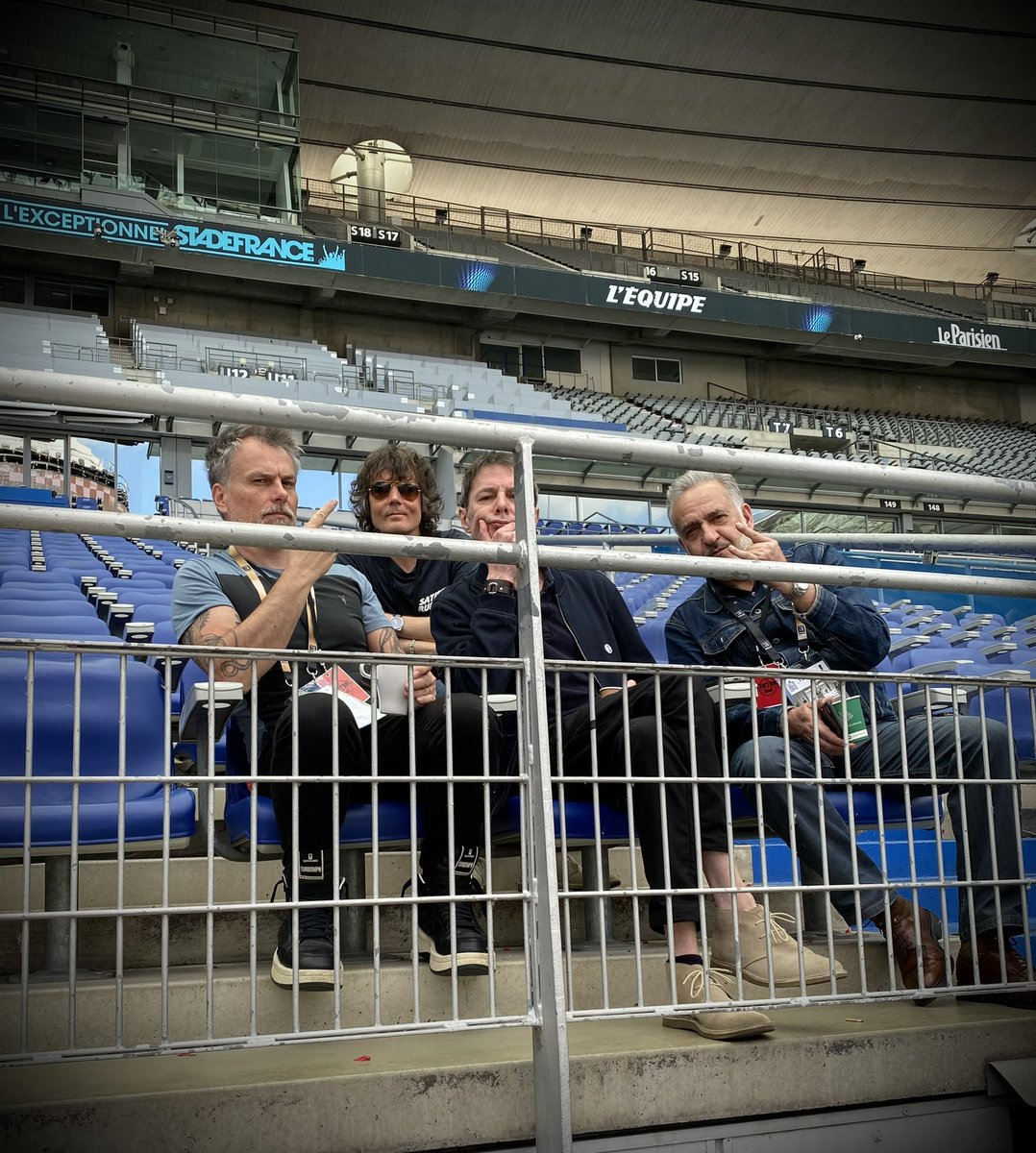 indochinetwitt's tweet photo. ;) https://t.co/hlH2VIJh6s