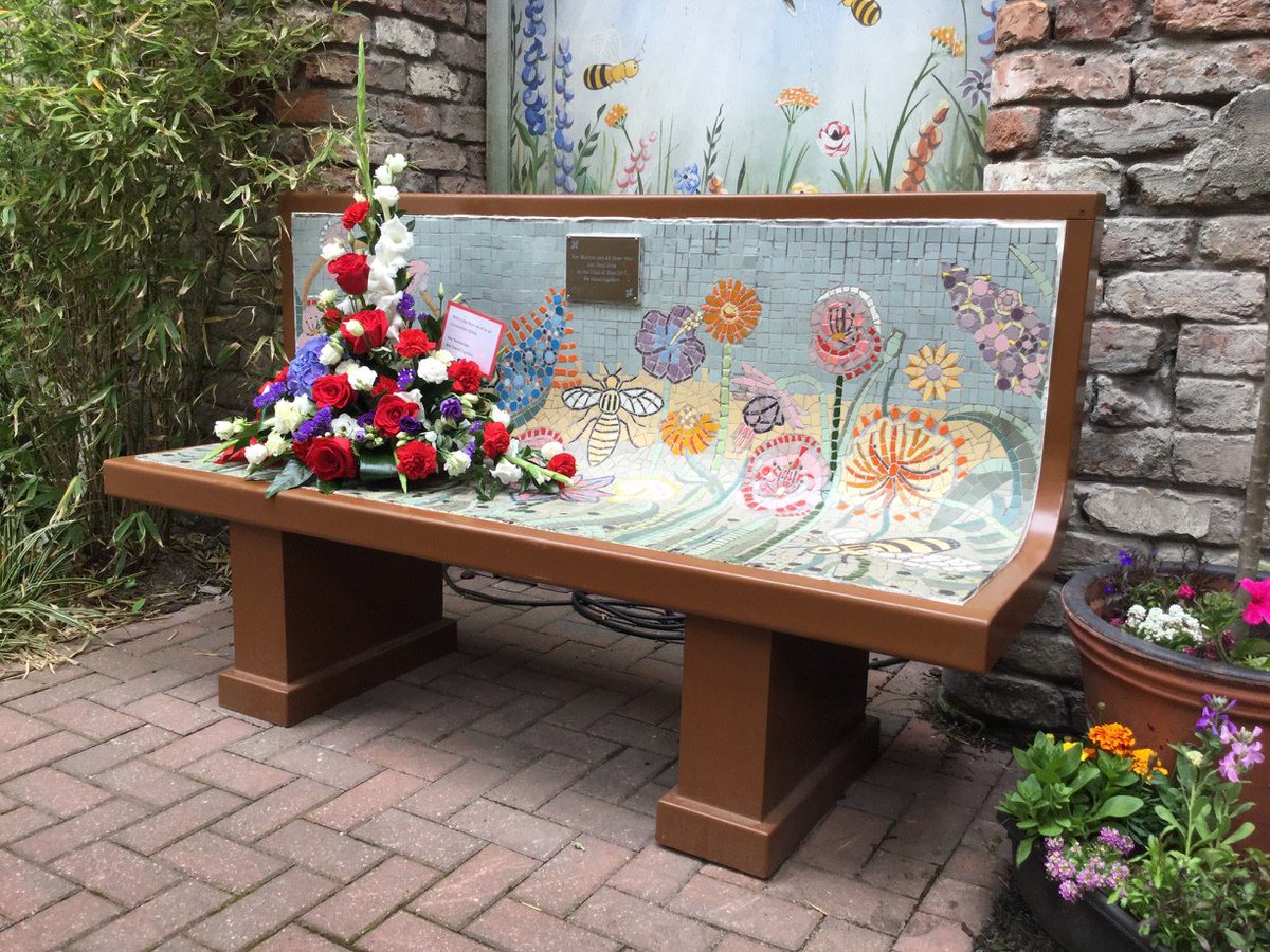 itvcorrie's tweet photo. With love from everyone at Coronation Street. 
We remember. 
We stand together. https://t.co/8XBReY6js4