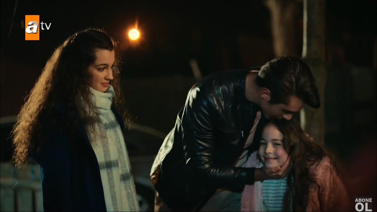 A_StarsandSeas's tweet photo. Its been sometime since I haven't pushed my #AsDorEm agenda ♥️ My fav trio

#Kardeslerim #AsDor https://t.co/pFTUT66syC