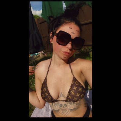 3llie1606's tweet photo. #NewProfilePic https://t.co/wJiC3c4oD5