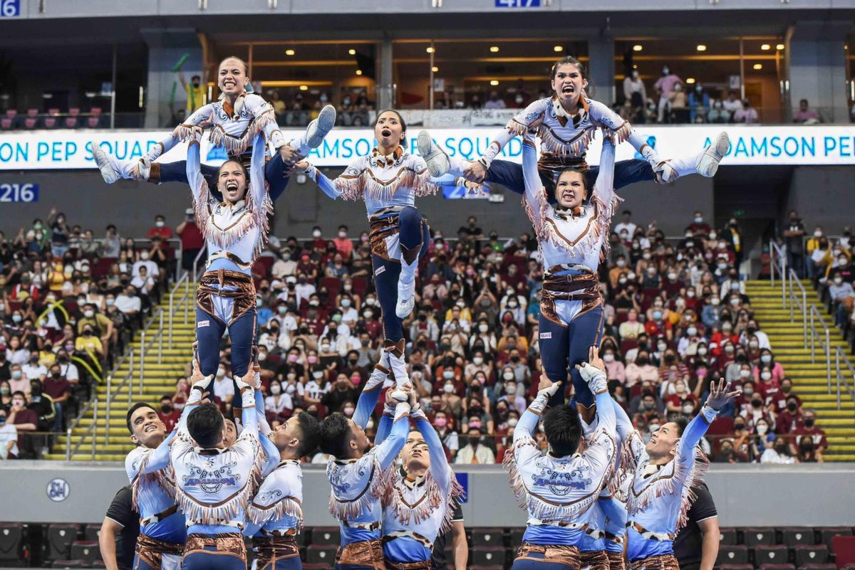 RapplerSports's tweet photo. #YEEHAWakanahimo 🤠
Yeehaw! The Adamson Pep Squad - the NU dynasty crushers back in 2017 - rides with a country theme backed by a strong and spotless routine!
Photos by UAAP Season 84 Media Team #UAAPCDC2022 #UAAPCDC #UAAPSeason84 https://t.co/7P82Yj9mny