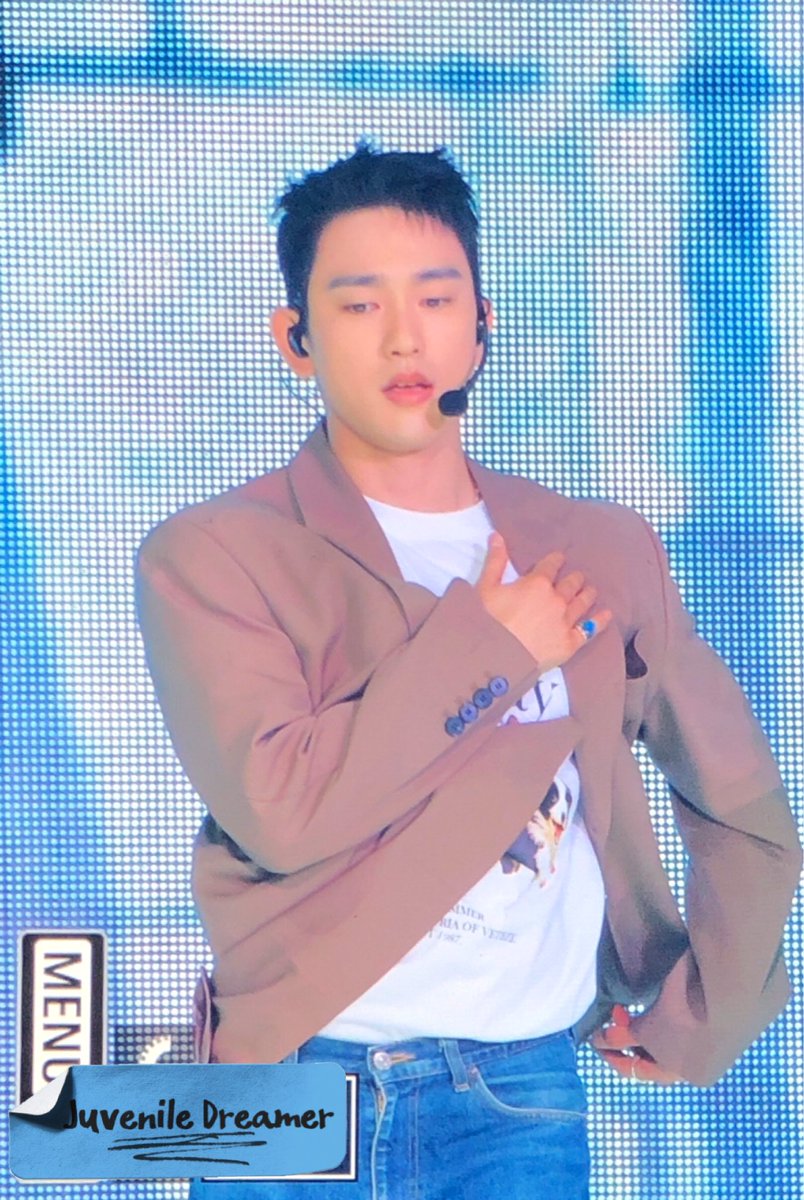 JD940922's tweet photo. 220522 HOMECOMING FanCon
지녕이 오빠 넘 멋있어ㅠㅠ 💚
#GOT7 #갓세븐 #박진영 #Jinyoung 
#GOT7HOMECOMING https://t.co/GOvBb5G4pL