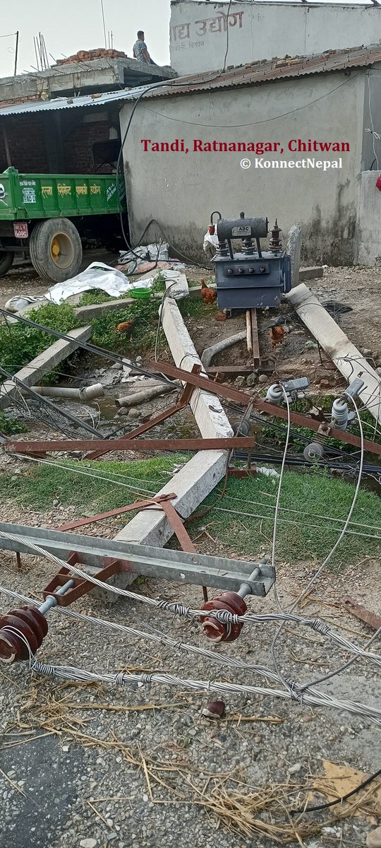 konnectnepal's tweet photo. Mother Nature is a destructive force. The power of winds can destroy infrastructure.
Electricity and Internet have gone offline this week in many parts of Chitwan district.
#Storm  #KonnectNepal https://t.co/OIj8tueoib