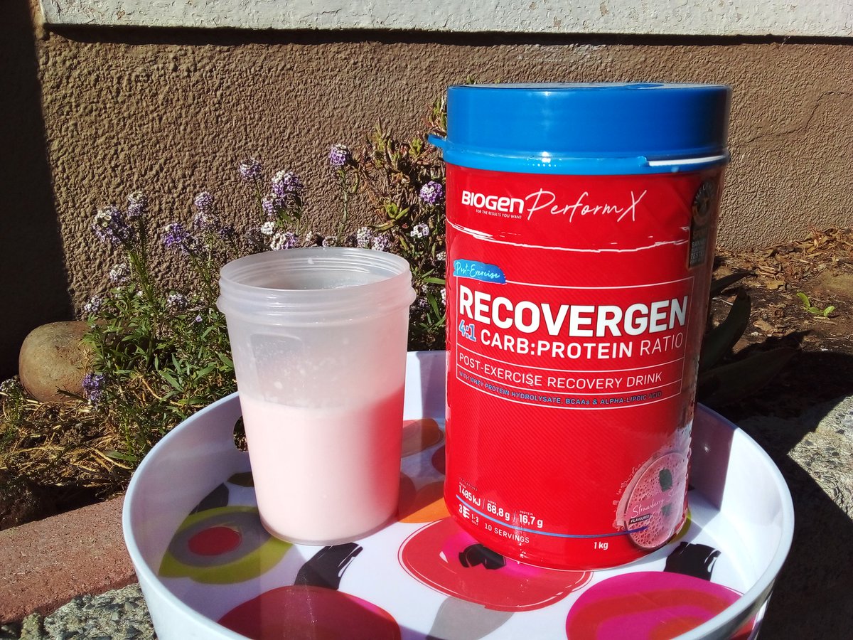Sunday long run making sure I'm recovery well with <a href="/BiogenSA/">Biogen</a> recovergen carb protein strava.app.link/kQzemVjAeqb